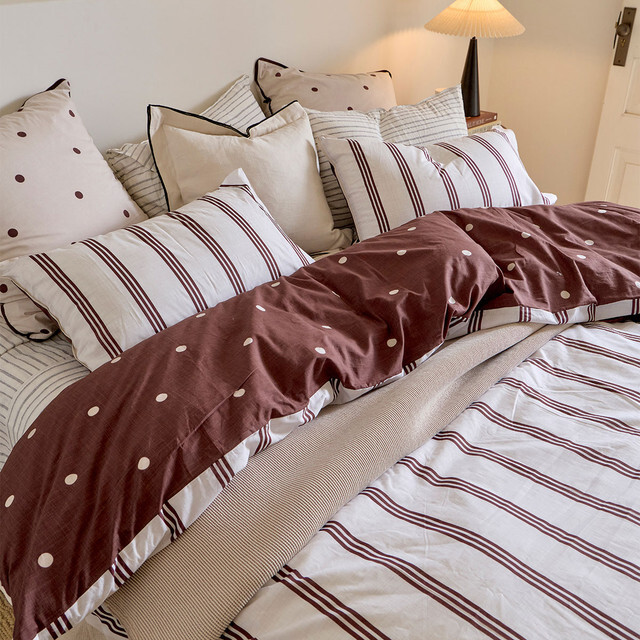 Louella quilt detail